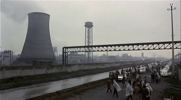 Ciminiere e operai | re-movies